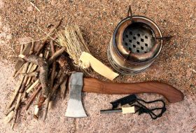 VIKING ØKS 0,39 KG MED 13"/32,5CM