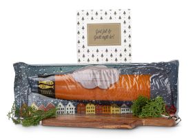 Røkt laks og fjøl i akasietre