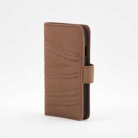 LEATHER iPhone7 case. Scream.